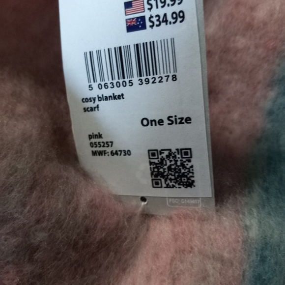 Mountain Warehouse -Blanket Scarf -NWT - Picture 6 of 6